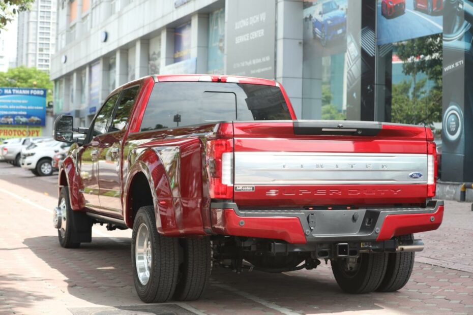 Ford F450 Super Duty: Sức Mạnh Vượt Trội Và Hiệu Suất Đỉnh Cao