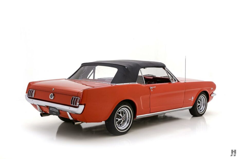 Ford Mustang Gt 1965: Huyền Thoại Thể Thao Đầy Mê Hoặc