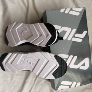 Fila Memory Frame V6: Công Nghệ Hiện Đại Cho Sự Hoàn Hảo