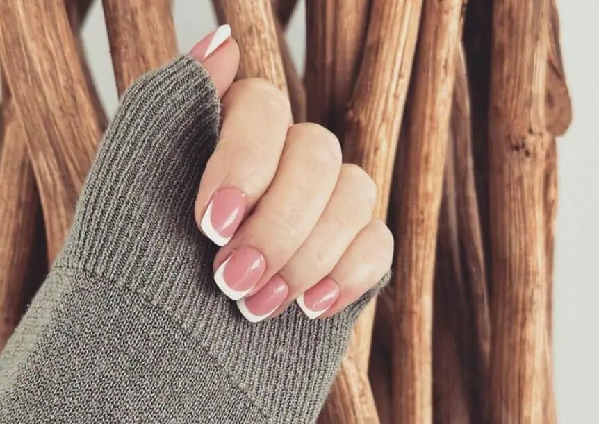 Bí Quyết Nail Art French Tips: Nghệ Thuật Trên Đầu Ngón Tay