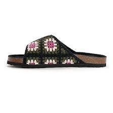 Do Muk Luks Sandals Run True To Size? A Sizing Guide